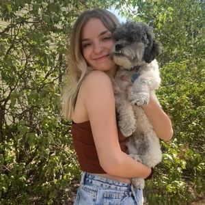 Meet your Posher, Cassie